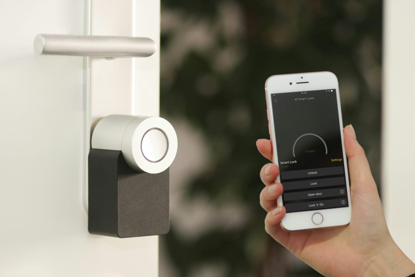 Smart Homes That Don't Look Like Spaceships: 2026's Best Discreet Tech